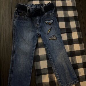 Toddler boys 3t vintage Wrangler skateboard patch jeans very cute like new